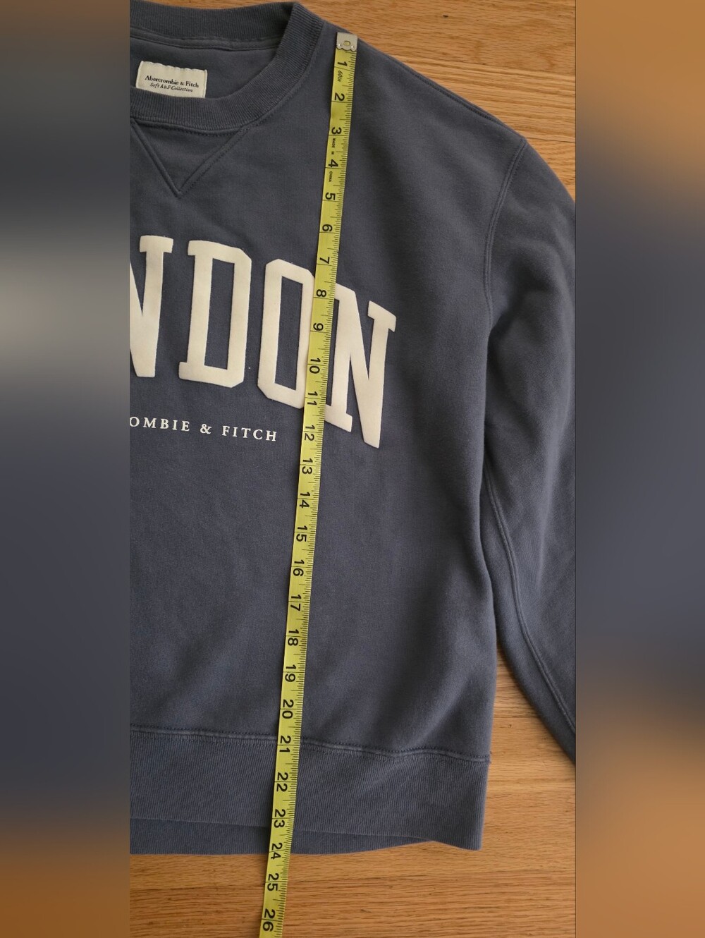 Abercrombie & Fitch Women's M Blue London Soft AF Crewneck Sweatshirt - Picture 6 of 7